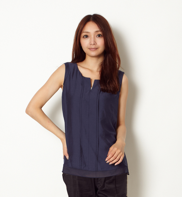 エアシフォンノースリーブブラウス