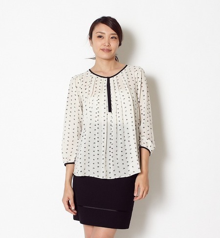 ぼかしドットプリント配色ブラウス