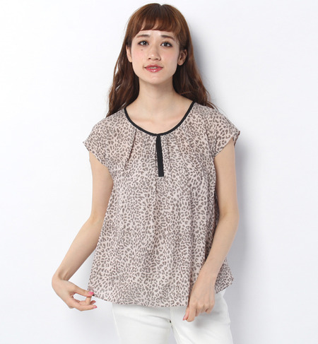 ドビーストライプアニマル柄ブラウス