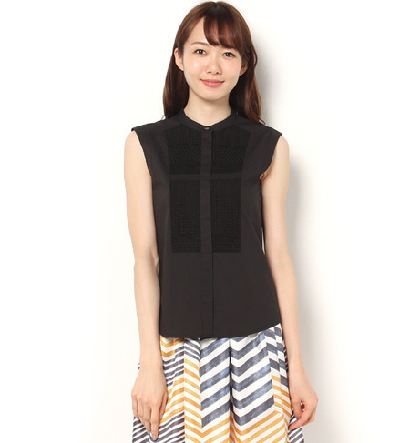 ローン刺繍切替ノースリーブブラウス