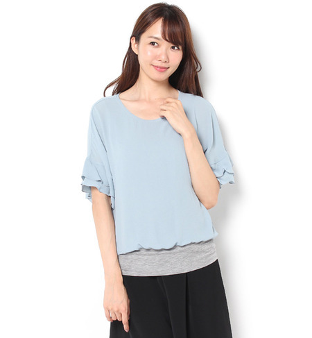 梨地インナー付袖フリルプルオーバーブラウス