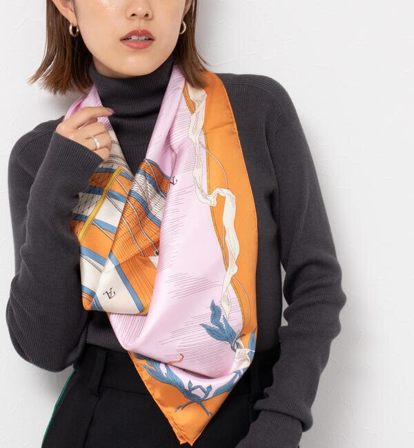 日本製・綿100% 美品 HERMES オレンジ ひし形 スカーフ ロゴプリント入 