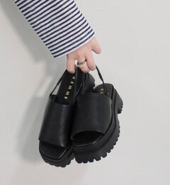 【REMME/レメ】ゴムバンド厚底サンダル
