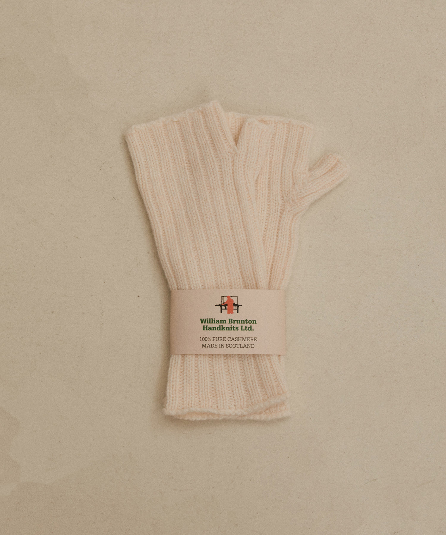 William Brunton（ウイリアムブラントン）】3ply RIB WRIST WARMER