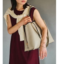 【24AW】【E'POR】【A4対応】Y BAG Medium+