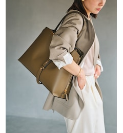 【24AW】【E'POR】【A4対応】Y BAG Medium+