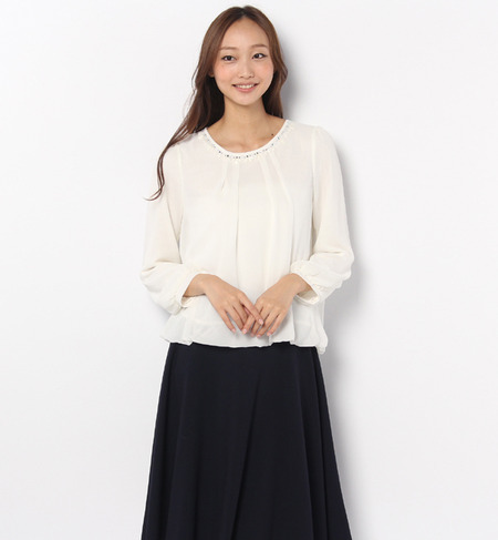 ビジュー付き裾バルーンブラウス