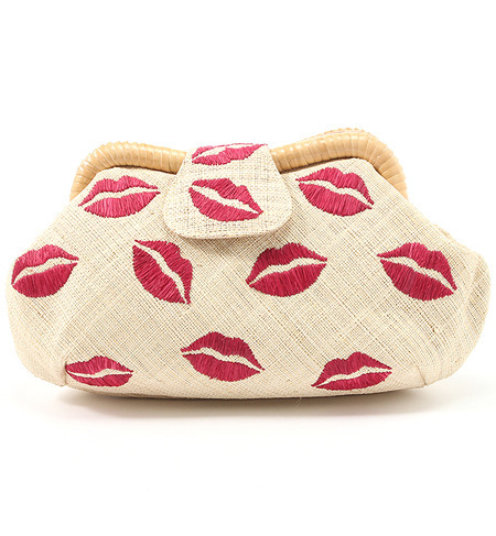 LARONE LIPSクラッチ