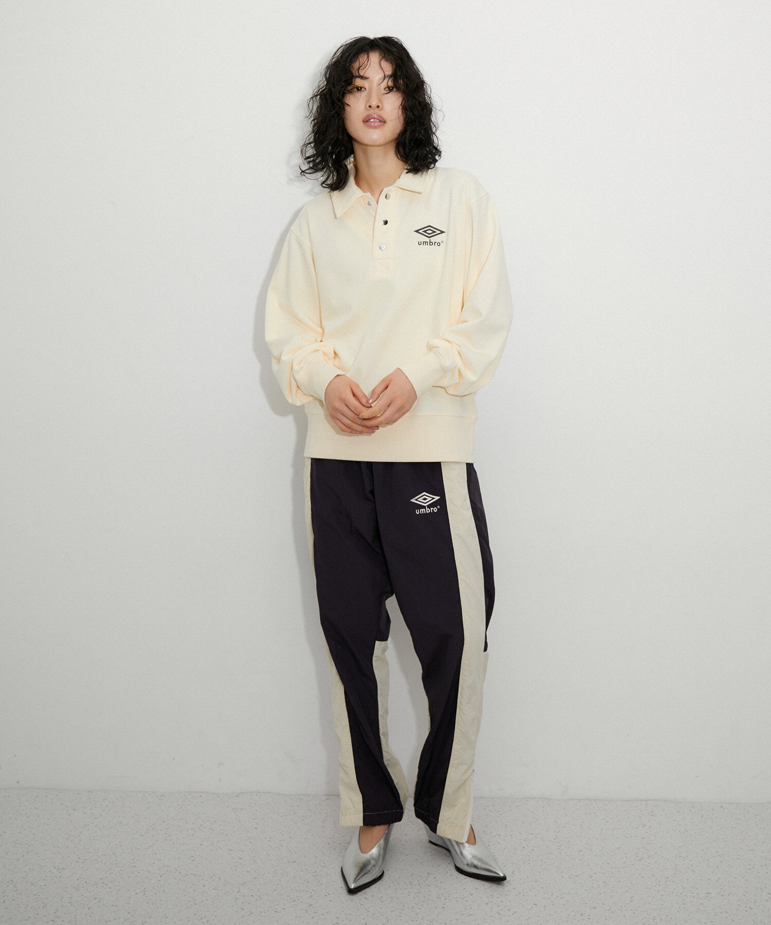 UMBRO for ADAM ET ROPE'】COLLARED SWEAT PO|ADAM ET ROPE'(アダム エ