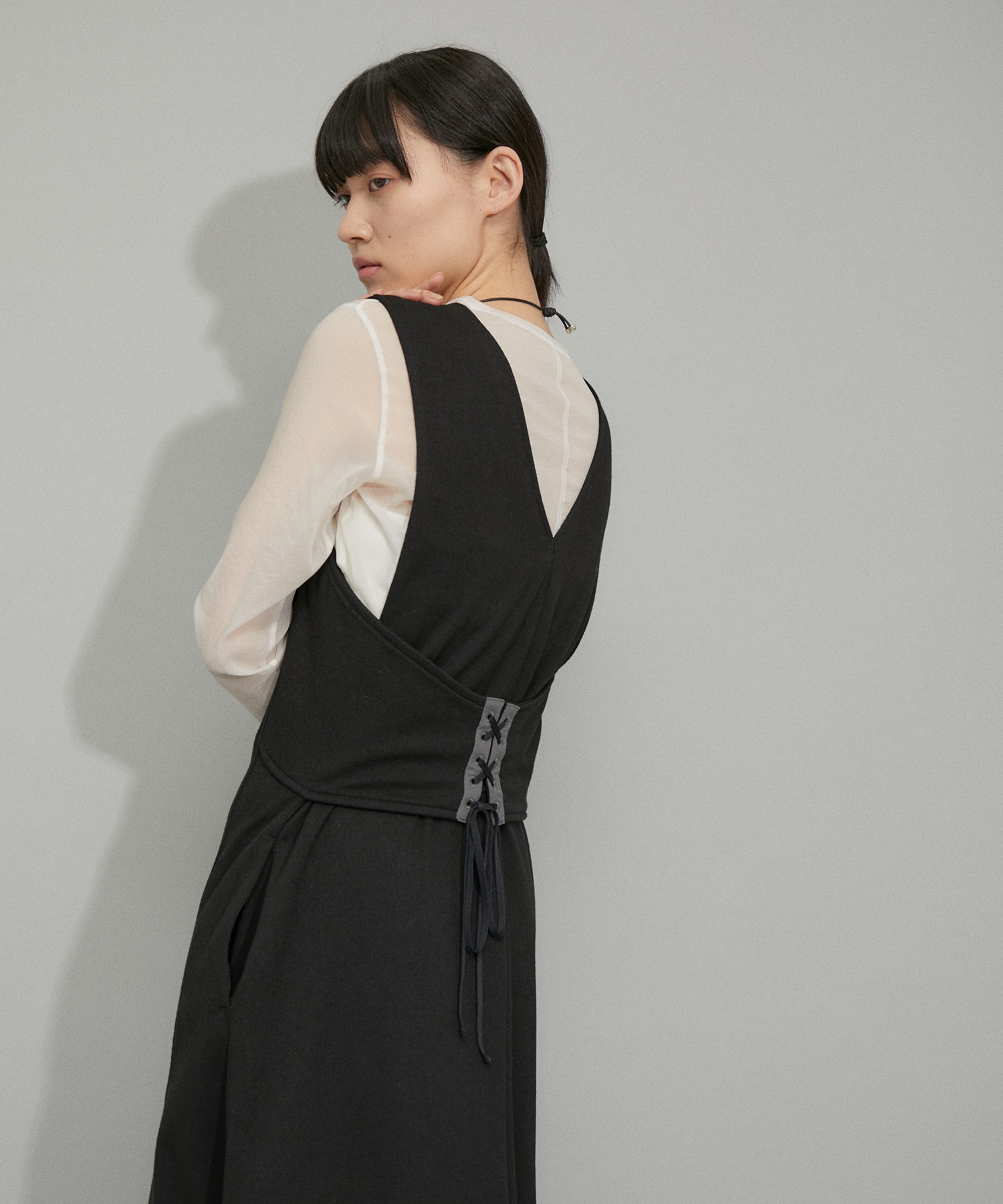ADAM ET ROPE'（アダムエロペ）の「【WEB限定・サステナブル】2WAYジップジレワンピース（ワンピース）」 - WEAR