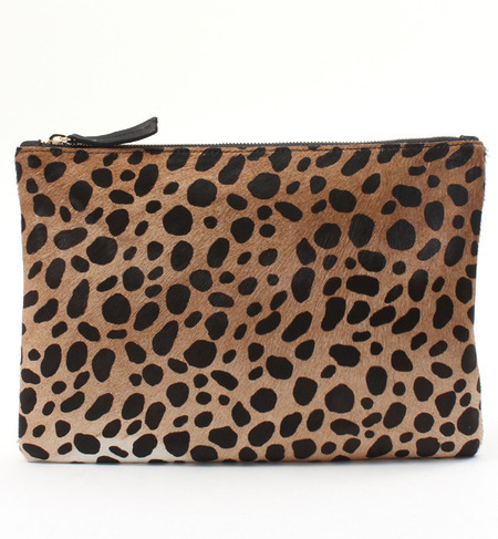 【clare VIVIER】FLAT CLUTCH LEOPARD