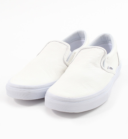 【VANS(バンズ)】CLASSIC SLIP-ON PREMIUM LEATHER