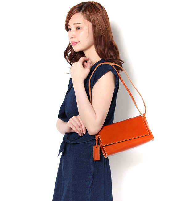 フラップショルダーBag