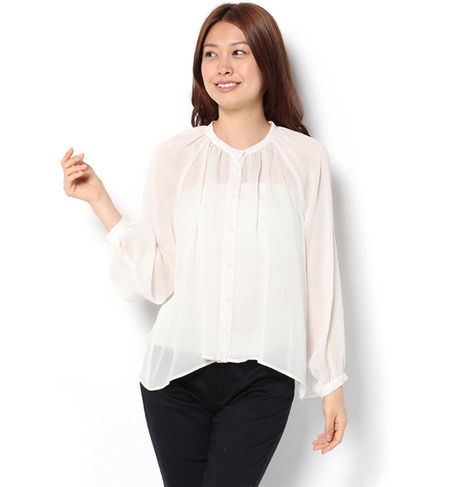 ギャザーブラウス