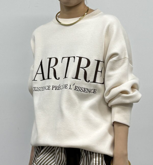 新品　Loungedress ロゴフードニット　ラウンジドレス　パーカー　アイボリー　ニット プルオーバーパーカー 長袖