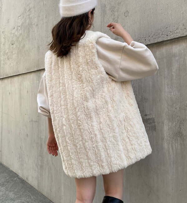 【限定カラーあり】リバーシブルファーキルティングベスト