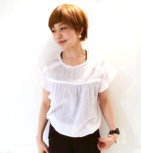 スラブガーゼ袖フリルブラウス