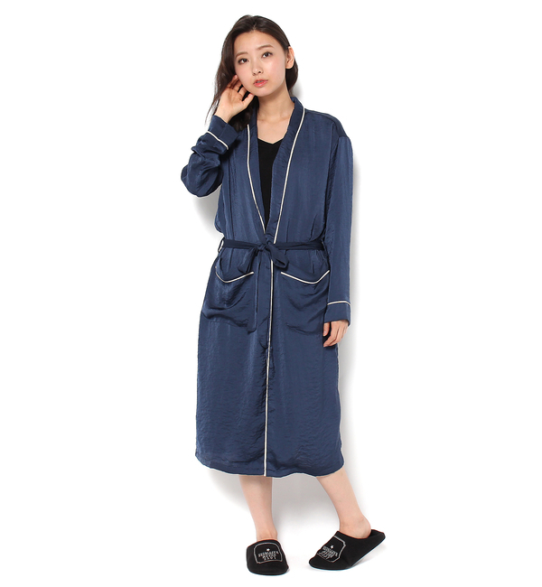 PJパイピングガウン