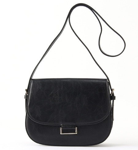 スクエアカナグショルダー