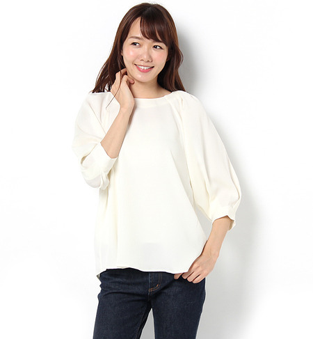 Ｅボリュームソデブラウス