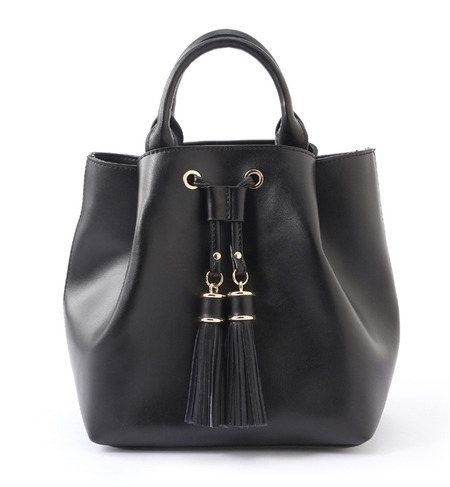 LE VERNIS*タッセルバッグ