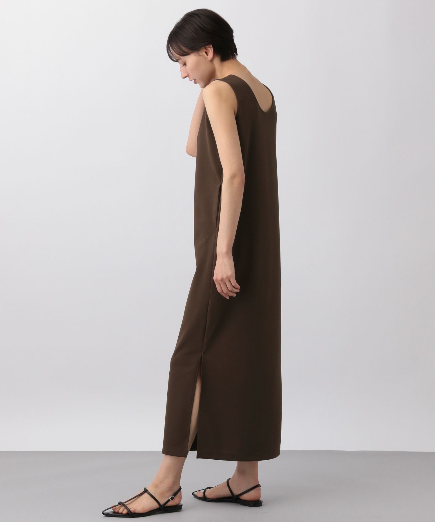 大人気定番商品 Apart by lowrys Uネックマキシワンピース overdekook.com