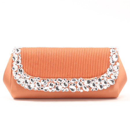 ビジュープリーツクラッチ