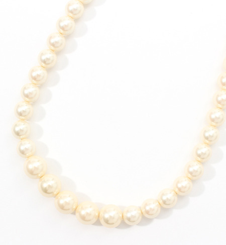 classic pearl necklace