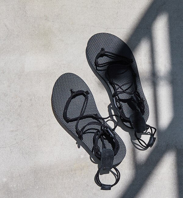 ○TEVA /MIDFORM INFINITYスポーツサンダル|Au BANNISTER(オゥ