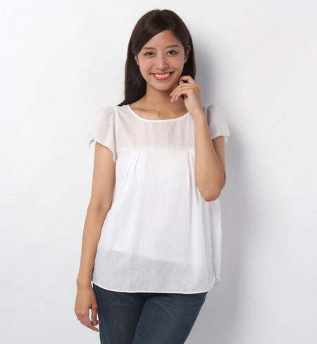 フレンチスリーブブラウス