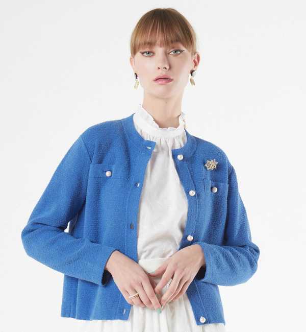 Tiara　コンパクトニットジャケット定価は２５３００円のお品物です