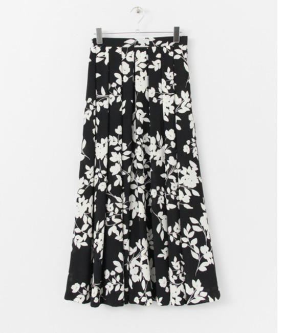 ROSSO Lirica Tuck Maxi Skirt