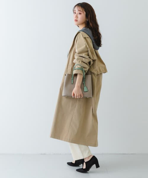 RODE SKO 『ドラマ着用商品』チャーム付ミドルバッグ『Msize