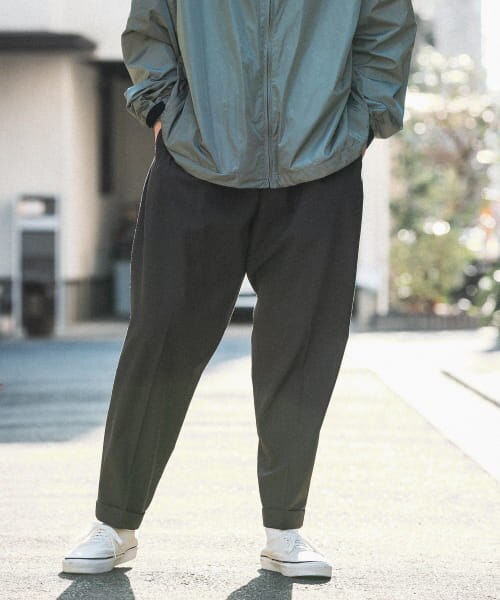 URBS ZUBON One Tuck Wide Tapered|URBAN RESEARCH(アーバン