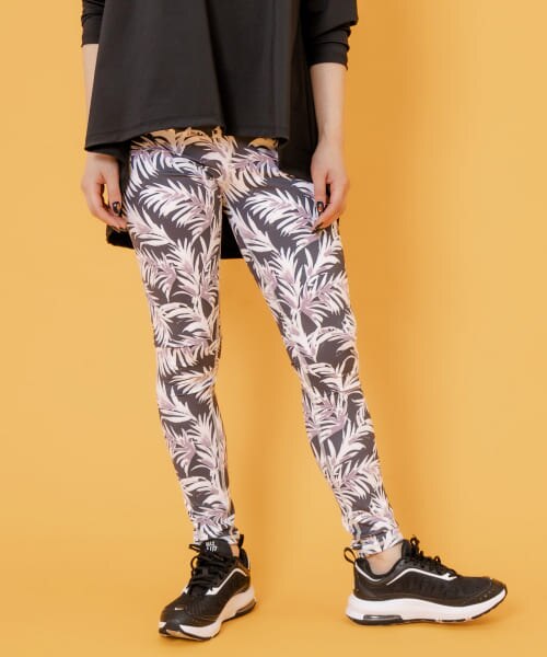 Sonny Label SLAB Leaf Print Leggings