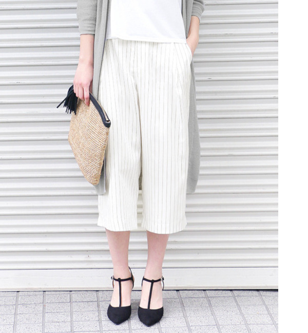 KBF KBF+ ストライプタッククロップドパンツ