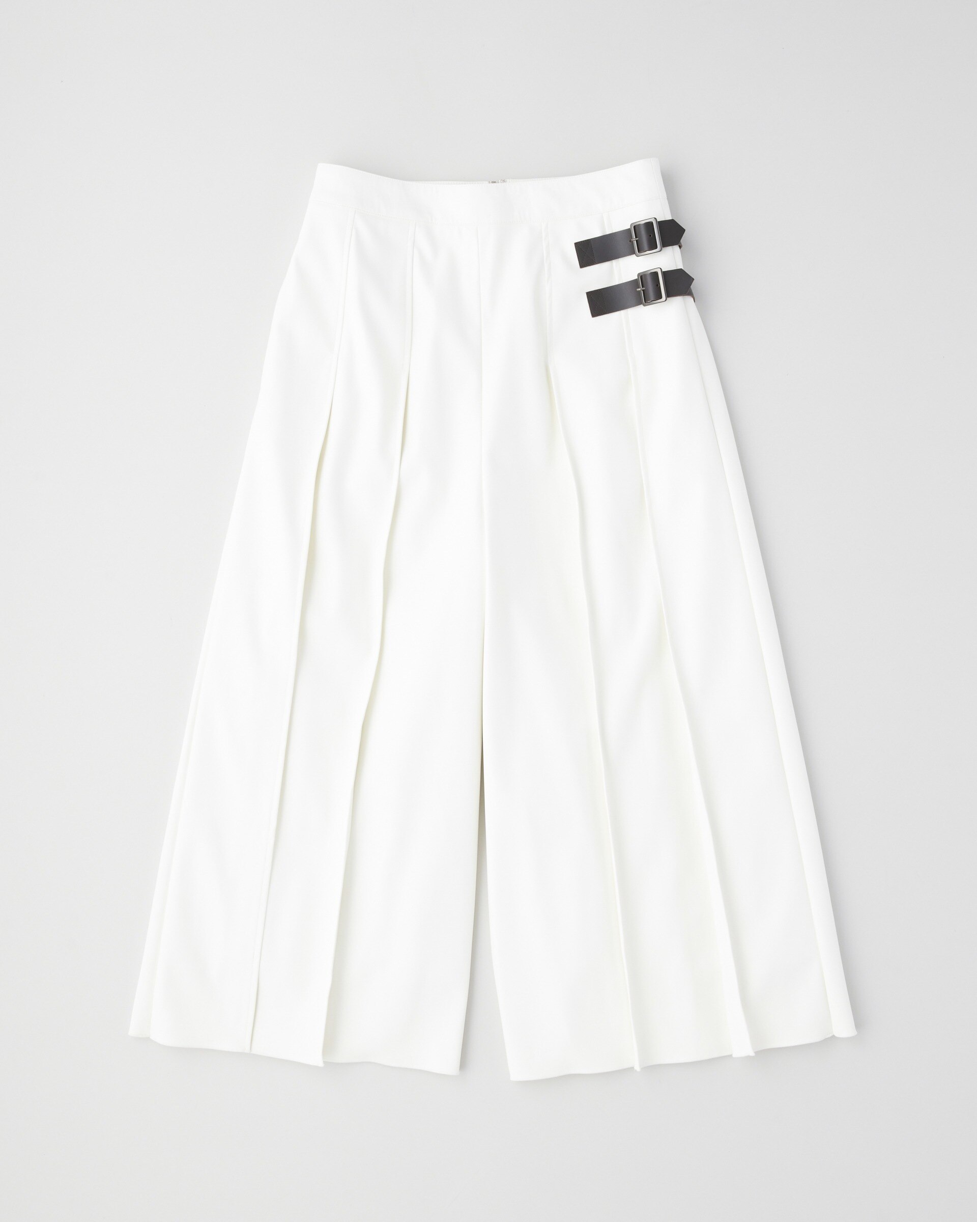 HIGH STREET COLLECTION】PLEATS CULOTTE PANTS with BELT|Traditional