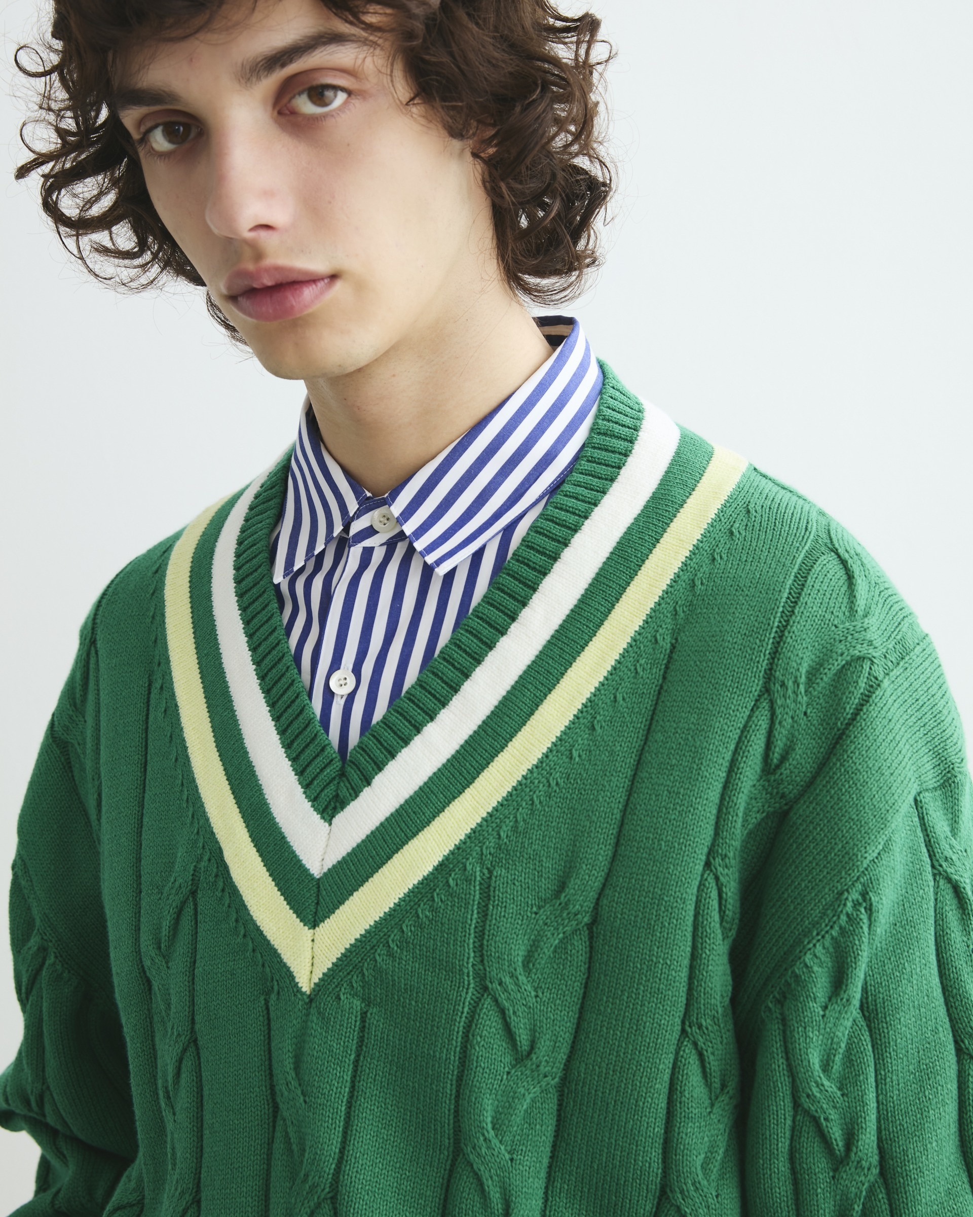 TILDEN V NECK PULLOVER