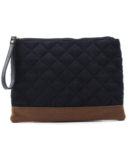 【アース ミュージック アンド エコロジー/アースミュージック＆エコロジー】 キルティングコールテンクラッチ [送料無料]