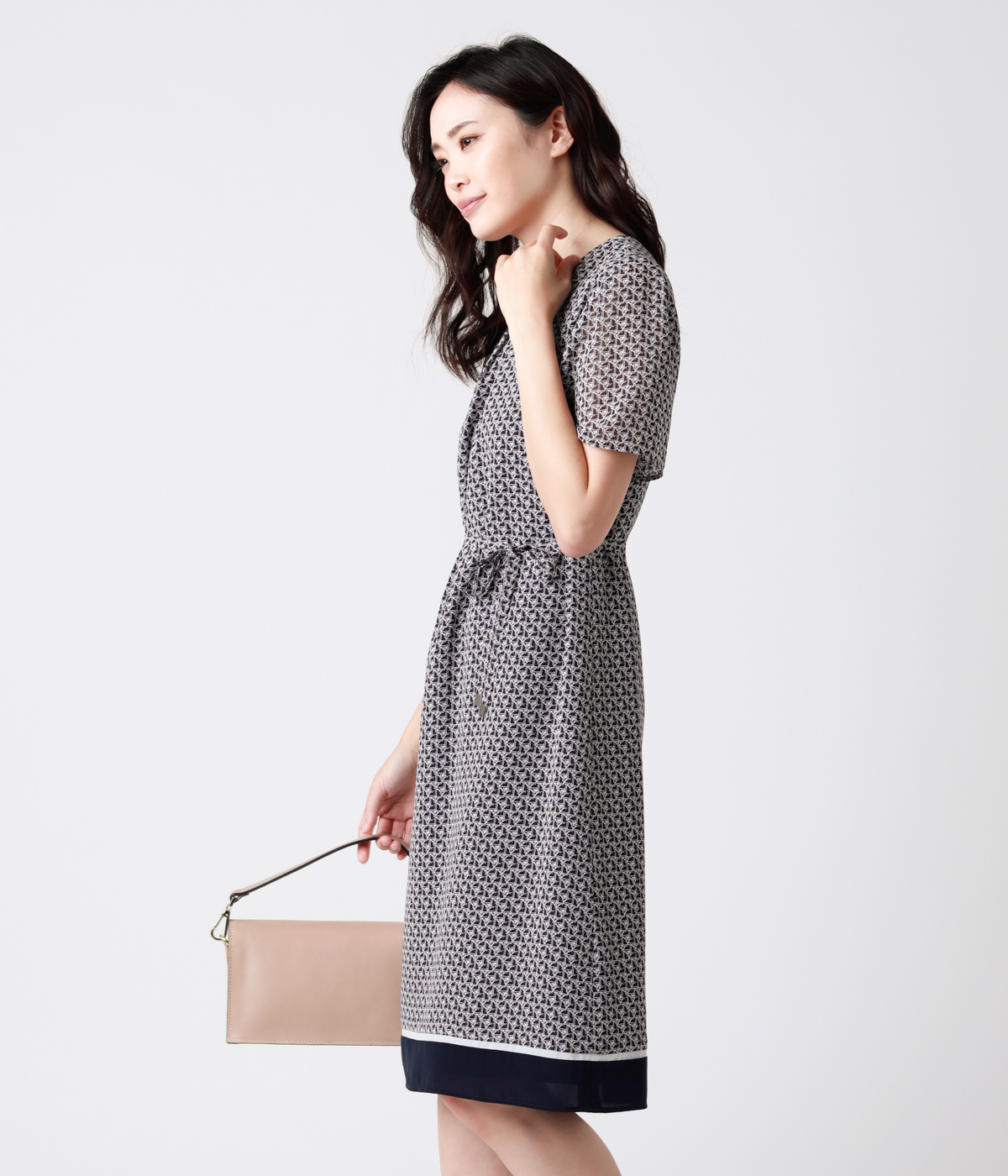 Monogram Newyorker 半袖ワンピース Newyorker ニューヨーカー の通販 アイルミネ Monogram Newyorker 半袖ワンピース Newyorker ニューヨーカー の通販 アイルミネ
