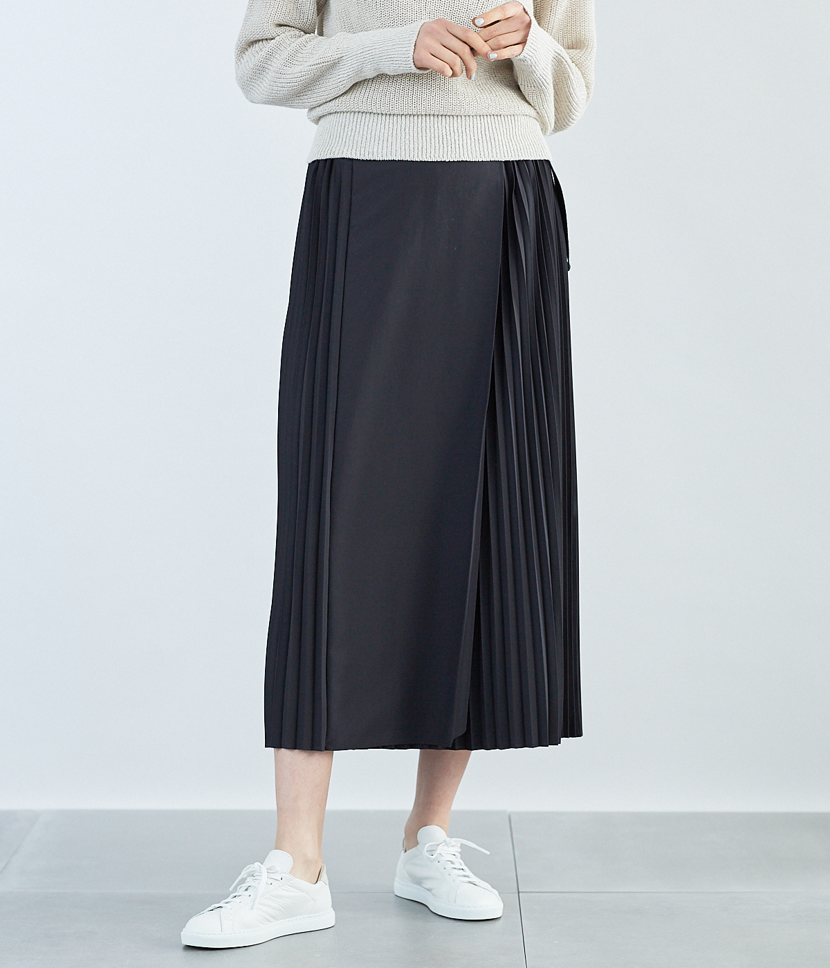 テクニカルアコーディオンプリーツ ラップスカート Sipuli シプリ の通販 アイルミネ