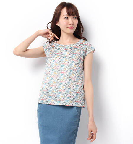 リバティタナローンアニマル柄ブラウス