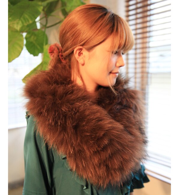 RACCOON FUR STRETCH CAPE