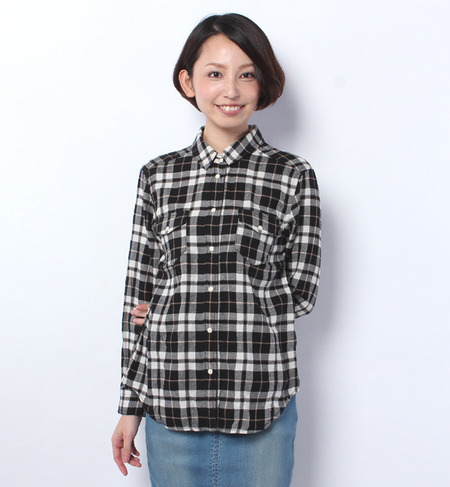 シャーリングチェックシャツ