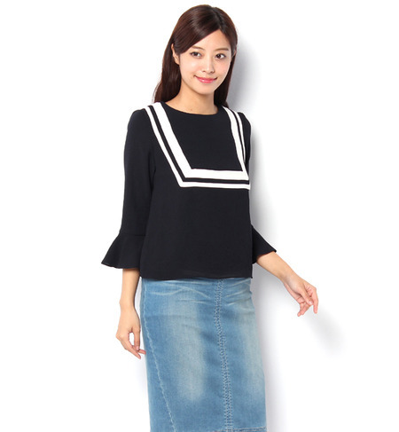 ライン入りトップス