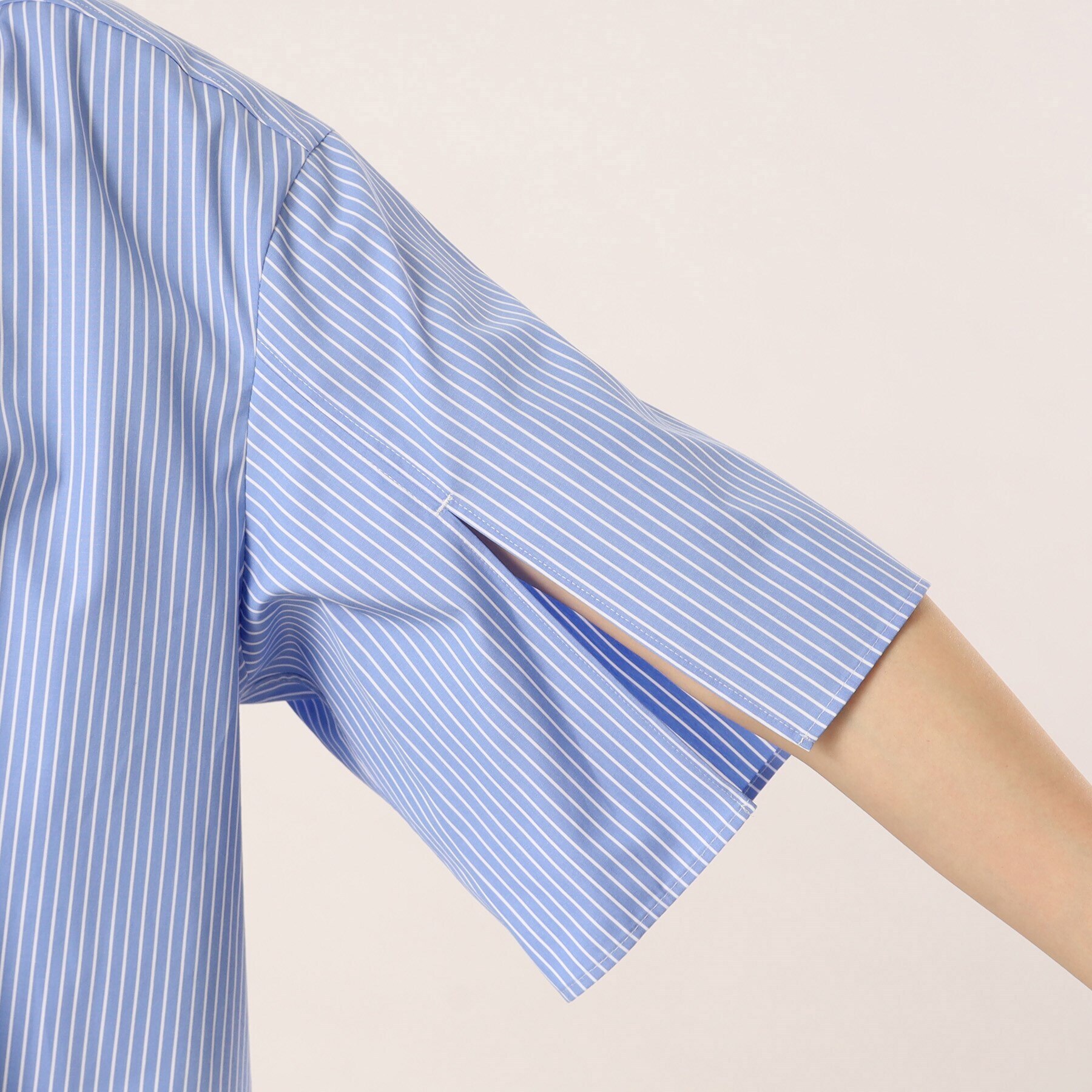 ゆったり着られる／洗える】スリット袖クロップドシャツ|UNTITLED(アン