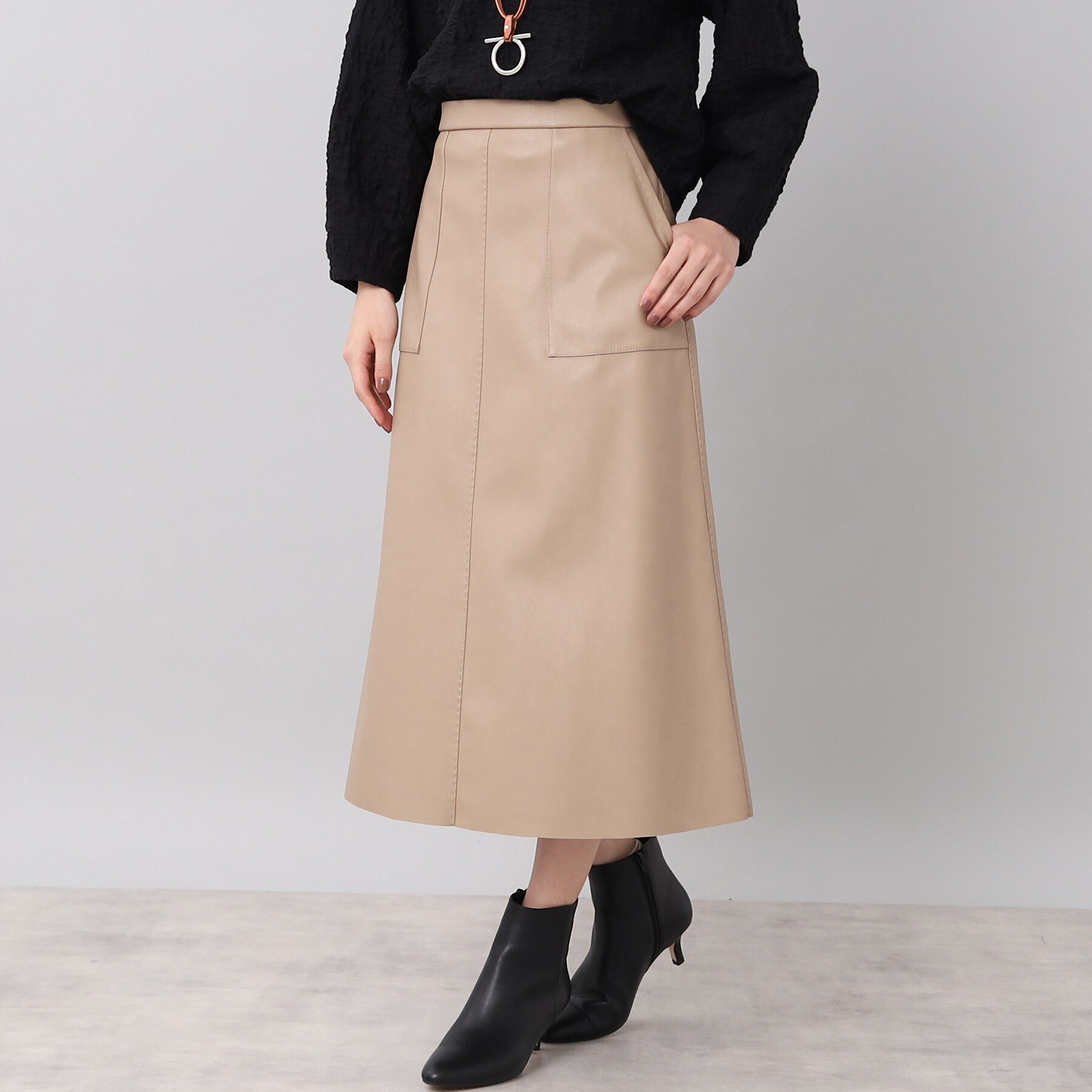 買取 安い 幻のアイレネireneSilkyLeatherSkirt フェイクレザー