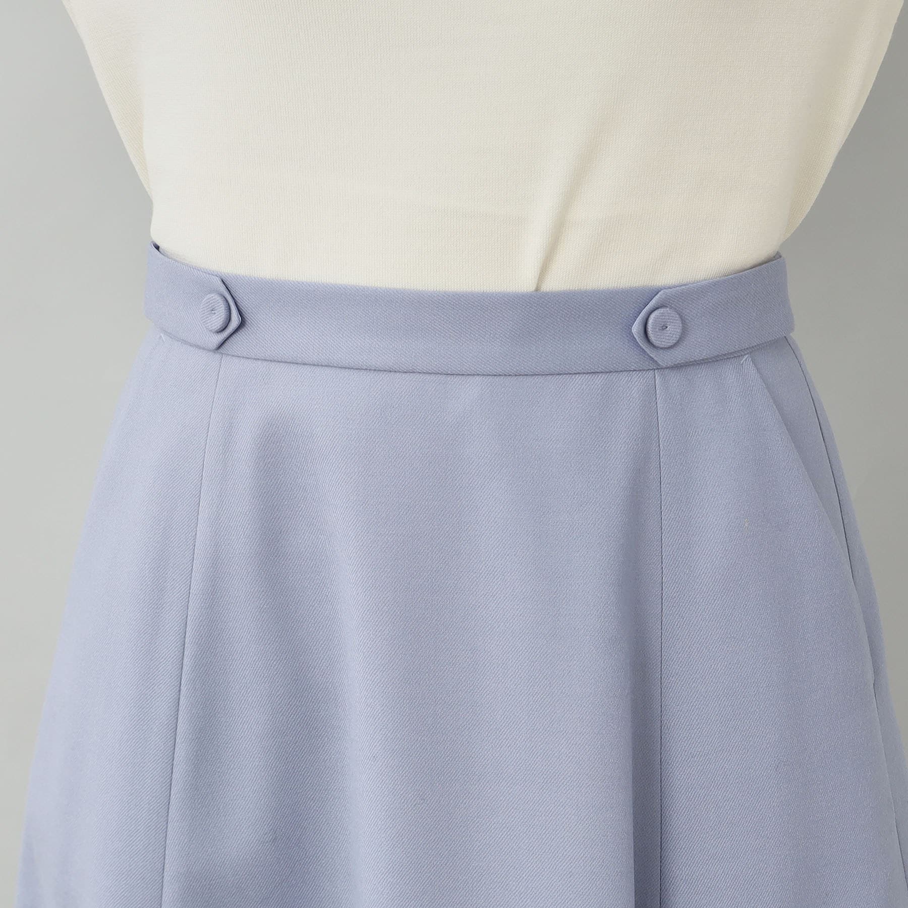 ベルトデザイン サキソニースカート|UNTITLED(アンタイトル)の通販