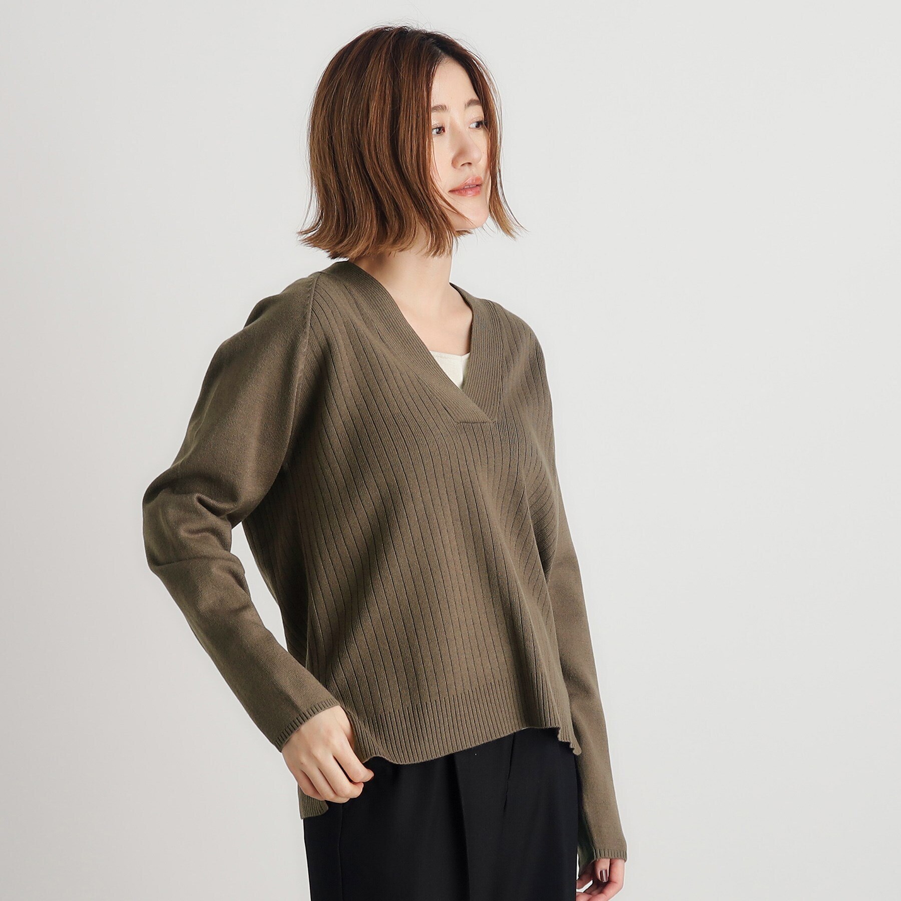 新品 完売 DIGNE V Neck Knit Gray ディニュの通販 by mob｜ラクマ