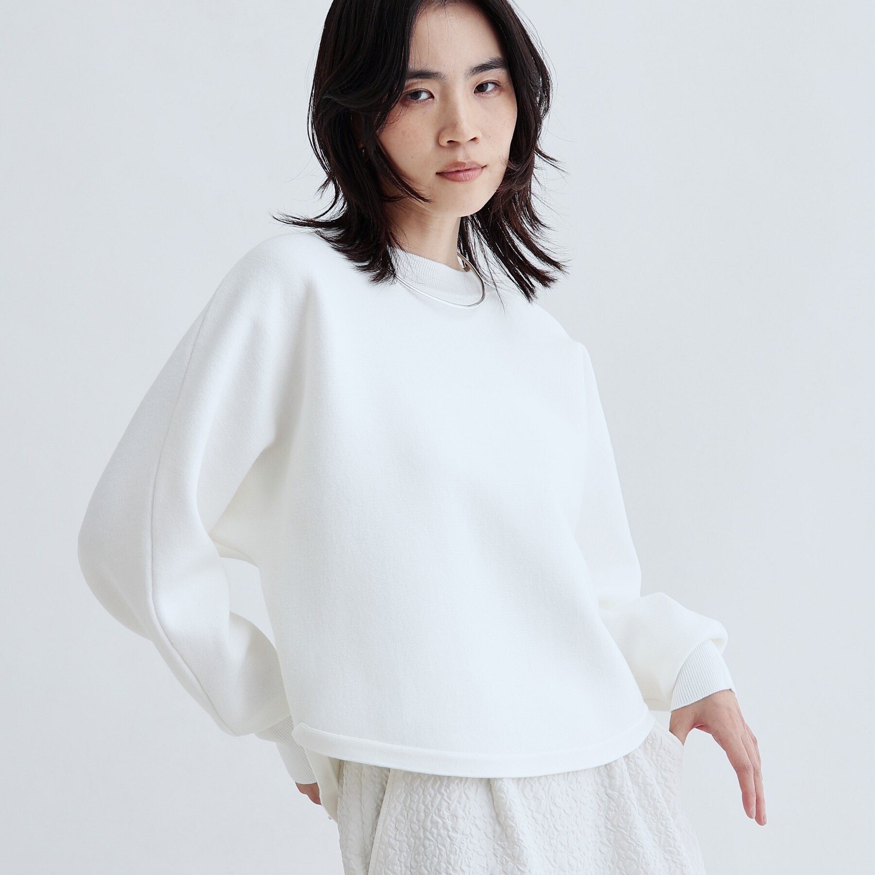 ◇【ウール混】ラウンドヘムニット|INDIVI(インディヴィ)の通販